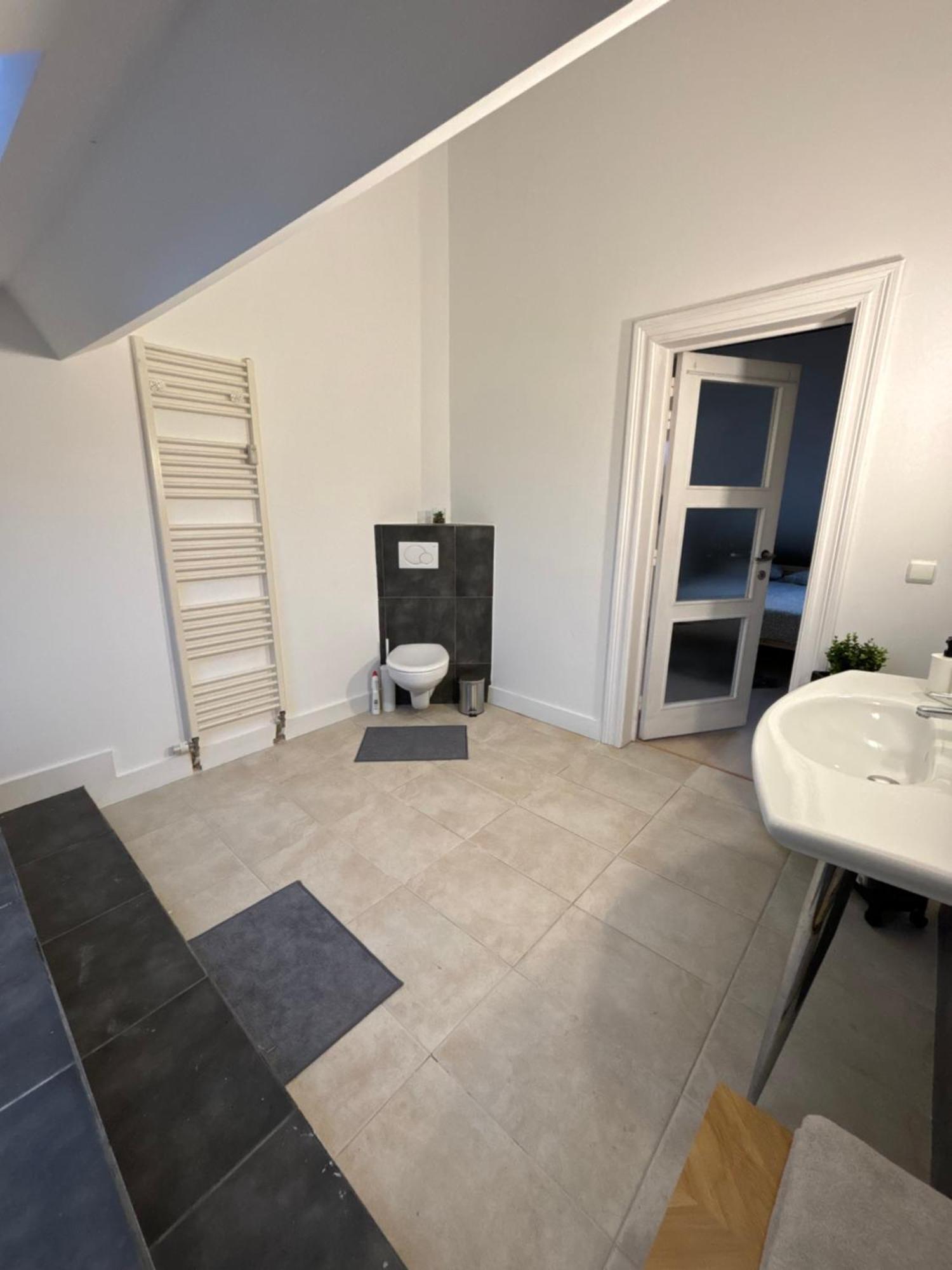 Privat bolig Chambre Prive A Louise *